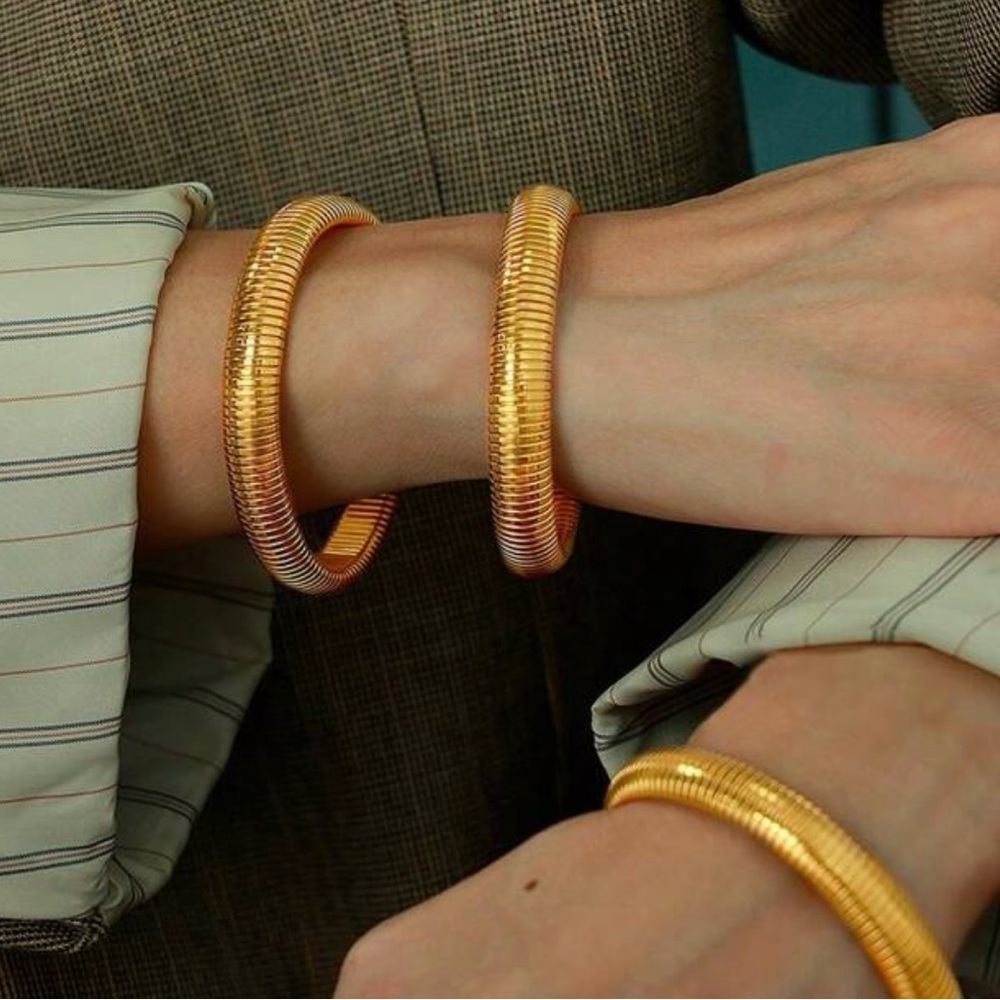 Slinky Gold Tone Stretch Bracelet